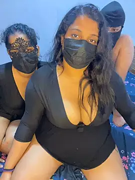 NOORA-GIRL online show from 1, 7, 2026
