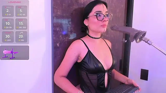 megan texas1 online show from 12, 2, 2026