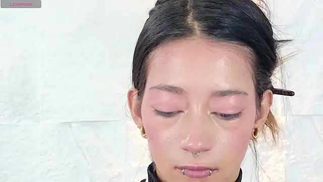 zorravioletta1 online show from 24, 11, 2025