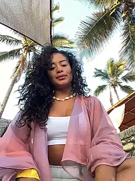 Snapshot of Marie_Rose chatting on 13, 3, 2025 Marie Rose online show from 13, 3, 2025