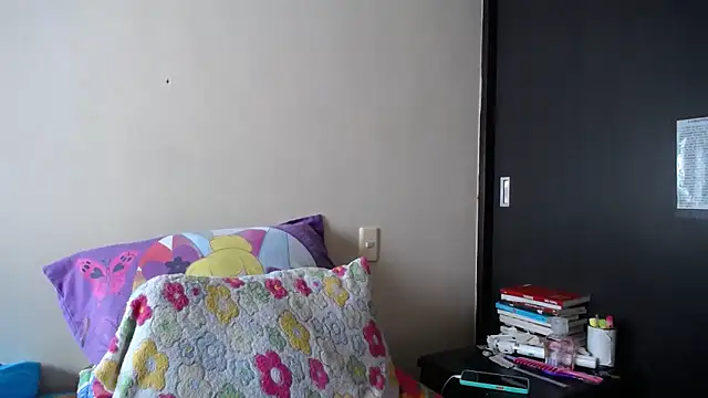 KAROLCANDY online show from 11, 4, 2026