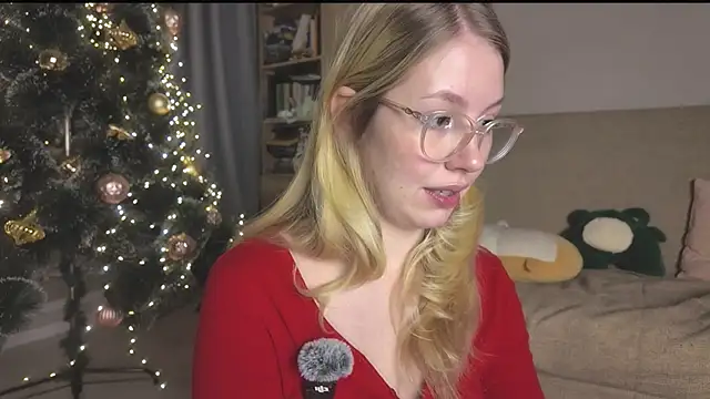 HoneyAudrey online show from 22, 12, 2025