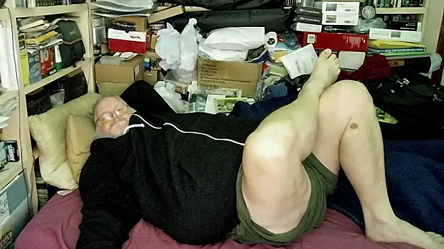 Snapshot of hadeszeuss2 chatting on 22, 12, 2024 hadeszeuss2 online show from 22, 12, 2024