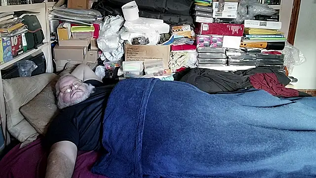 Snapshot of hadeszeuss2 chatting on 7, 1, 2025 hadeszeuss2 online show from 7, 1, 2025