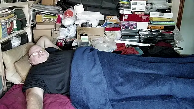 Snapshot of hadeszeuss2 chatting on 17, 1, 2025 hadeszeuss2 online show from 17, 1, 2025