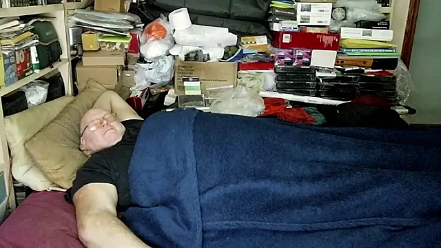 Snapshot of hadeszeuss2 chatting on 17, 1, 2025 hadeszeuss2 online show from 17, 1, 2025