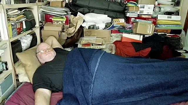 Snapshot of hadeszeuss2 chatting on 24, 1, 2025 hadeszeuss2 online show from 24, 1, 2025