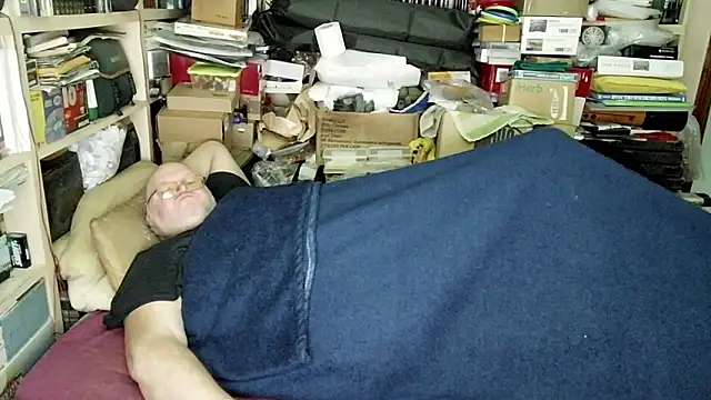 Snapshot of hadeszeuss2 chatting on 28, 1, 2025 hadeszeuss2 online show from 28, 1, 2025