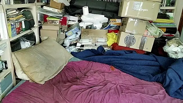 Snapshot of hadeszeuss2 chatting on 7, 2, 2025 hadeszeuss2 online show from 7, 2, 2025