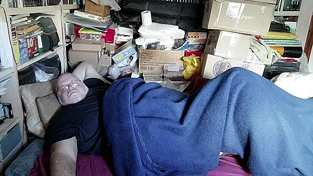 Snapshot of hadeszeuss2 chatting on 8, 2, 2025 hadeszeuss2 online show from 8, 2, 2025