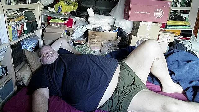 Snapshot of hadeszeuss2 chatting on 15, 2, 2025 hadeszeuss2 online show from 15, 2, 2025