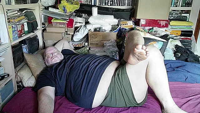 Snapshot of hadeszeuss2 chatting on 20, 2, 2025 hadeszeuss2 online show from 20, 2, 2025