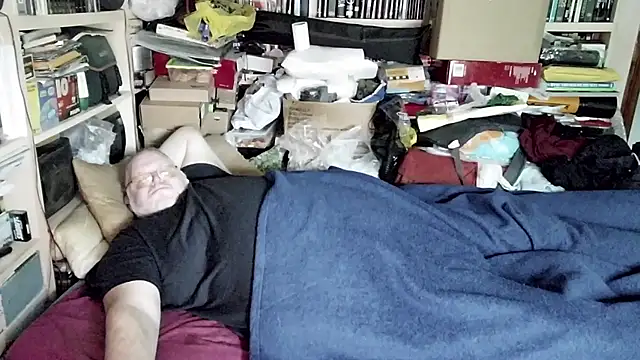 Snapshot of hadeszeuss2 chatting on 22, 2, 2025 hadeszeuss2 online show from 22, 2, 2025