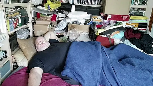 Snapshot of hadeszeuss2 chatting on 23, 2, 2025 hadeszeuss2 online show from 23, 2, 2025