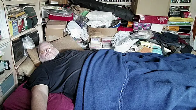 Snapshot of hadeszeuss2 chatting on 19, 3, 2025 hadeszeuss2 online show from 19, 3, 2025