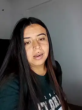 Devilsweet17 online show from 5, 1, 2025