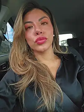 Karen San Miguel online show from 3, 12, 2025