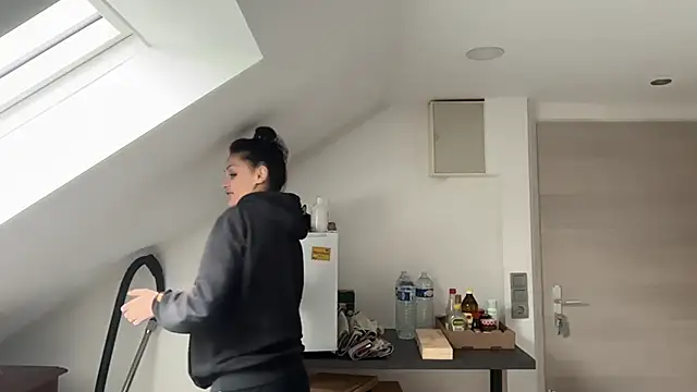 JeSuisUnTapin online show from 24, 10, 2025