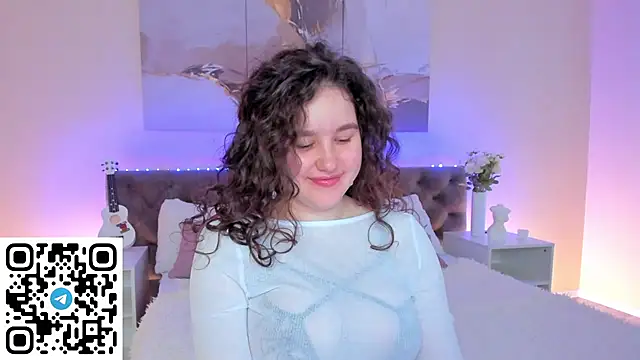 Snapshot of Ariella_Sol chatting on 3, 12, 2024 Ariella Sol online show from 3, 12, 2024