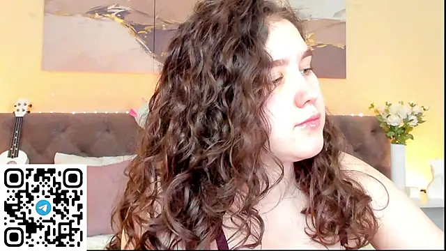 Snapshot of Ariella_Sol chatting on 22, 1, 2025 Ariella Sol online show from 22, 1, 2025