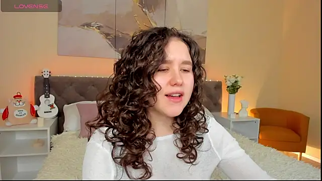 Snapshot of Ariella_Sol chatting on 6, 2, 2025 Ariella Sol online show from 6, 2, 2025