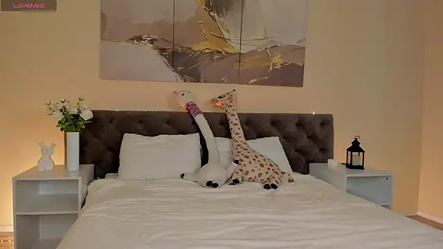 Ariella Sol online show from 20, 3, 2026