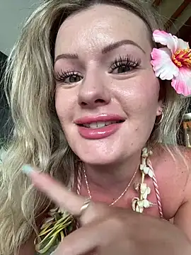 Snapshot of LoveShae_ chatting on 29, 5, 2026 LoveShae online show from 29, 5, 2026
