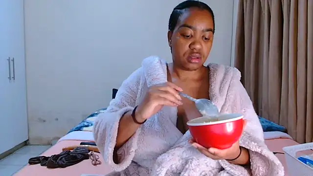 ALEXABOUJEE95 online show from 4, 6, 2026