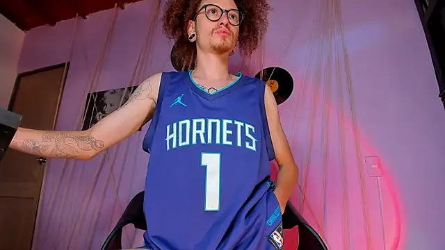 MrShaggy online show from 14, 1, 2025