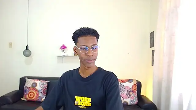 maiki18  online show from 24, 1, 2025