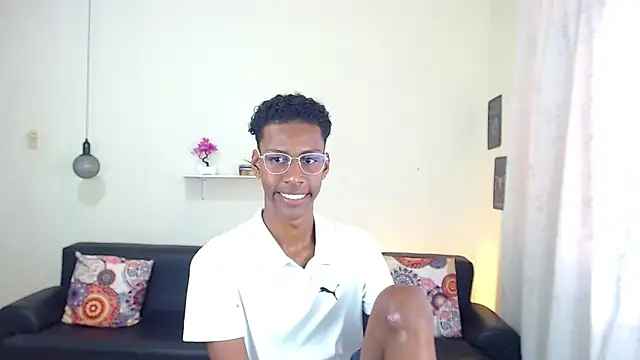 maiki18  online show from 27, 1, 2025