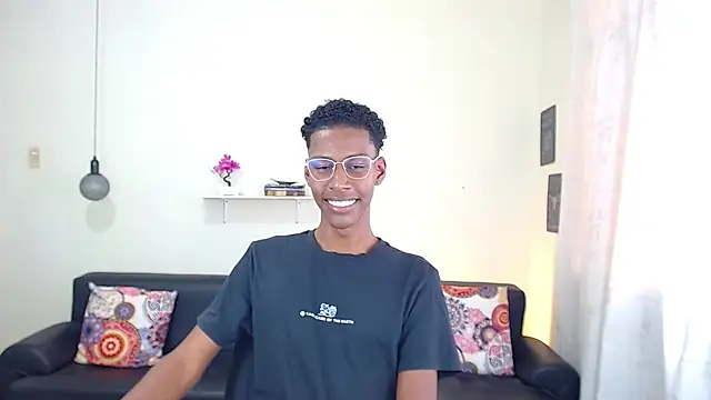 maiki18  online show from 28, 1, 2025