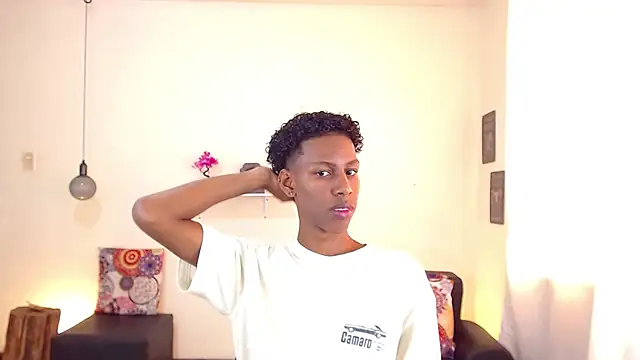 maiki18  online show from 18, 3, 2025