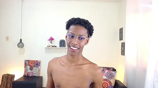 maiki18  online show from 18, 3, 2025