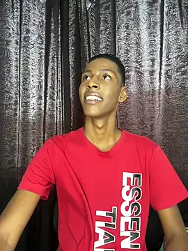 maiki18  online show from 4, 4, 2026