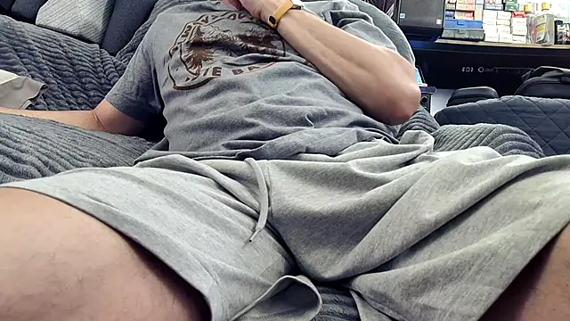 Snapshot of ClampMaster chatting on 29, 11, 2025 ClampMaster online show from 29, 11, 2025