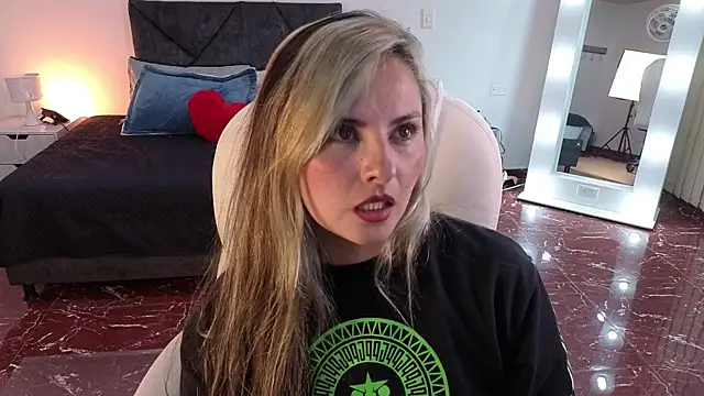 brandy sweet  online show from 16, 1, 2026