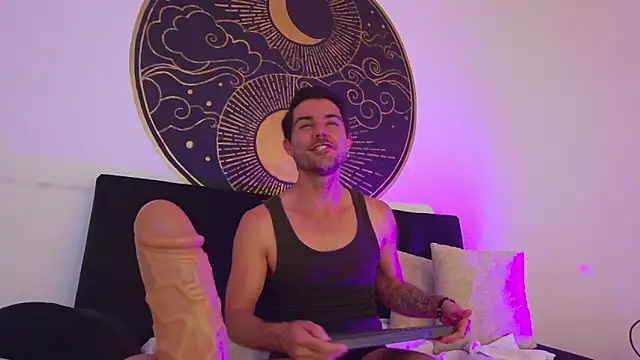 Adam MillanFF online show from 6, 1, 2026