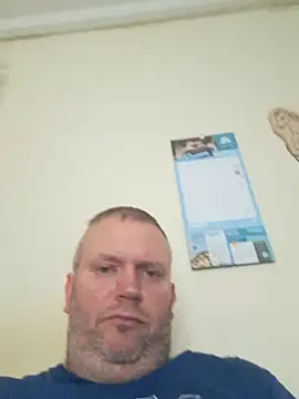 ShyBoy1982 online show from 20, 2, 2025