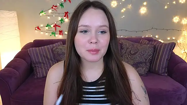 Snapshot of miki_miki_cutie_ chatting on 24, 12, 2024 miki miki cutie online show from 24, 12, 2024