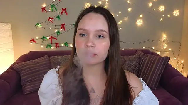 Snapshot of miki_miki_cutie_ chatting on 25, 12, 2024 miki miki cutie online show from 25, 12, 2024