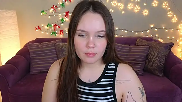 Snapshot of miki_miki_cutie_ chatting on 5, 1, 2025 miki miki cutie online show from 5, 1, 2025