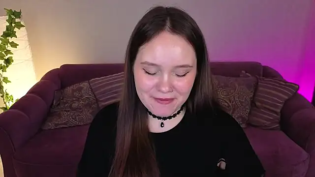 Snapshot of miki_miki_cutie_ chatting on 4, 2, 2025 miki miki cutie online show from 4, 2, 2025