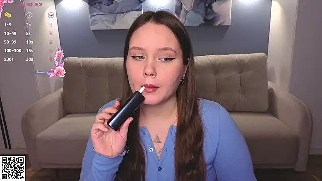 Snapshot of miki_miki_cutie_ chatting on 7, 3, 2025 miki miki cutie online show from 7, 3, 2025