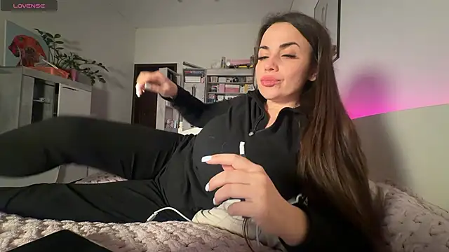 MyPhoenix online show from 25, 11, 2025