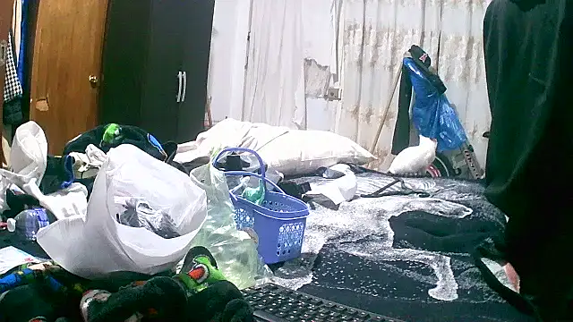 Snapshot of jperezofficial1 chatting on 18, 9, 2025 jperezofficial1 online show from 18, 9, 2025