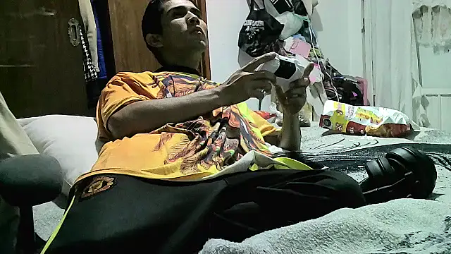 Snapshot of jperezofficial1 chatting on 4, 10, 2025 jperezofficial1 online show from 4, 10, 2025