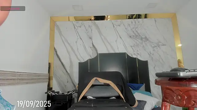 Victtoria Parker online show from 19, 9, 2025