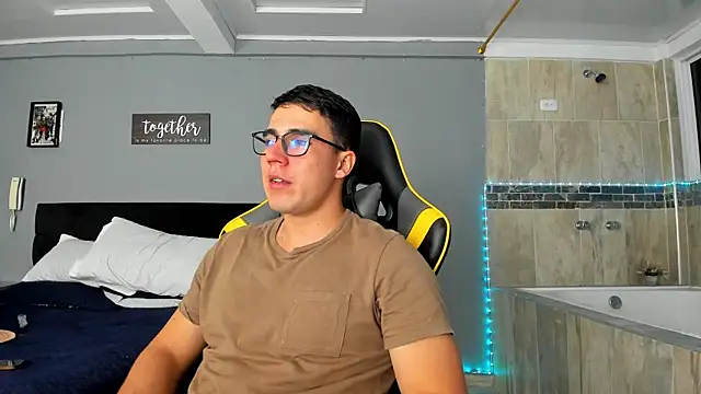 owengray2n online show from 17, 1, 2025