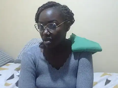 Snapshot of Sexy_racy_rebel_ chatting on 5, 3, 2025 Sexy racy rebel online show from 5, 3, 2025